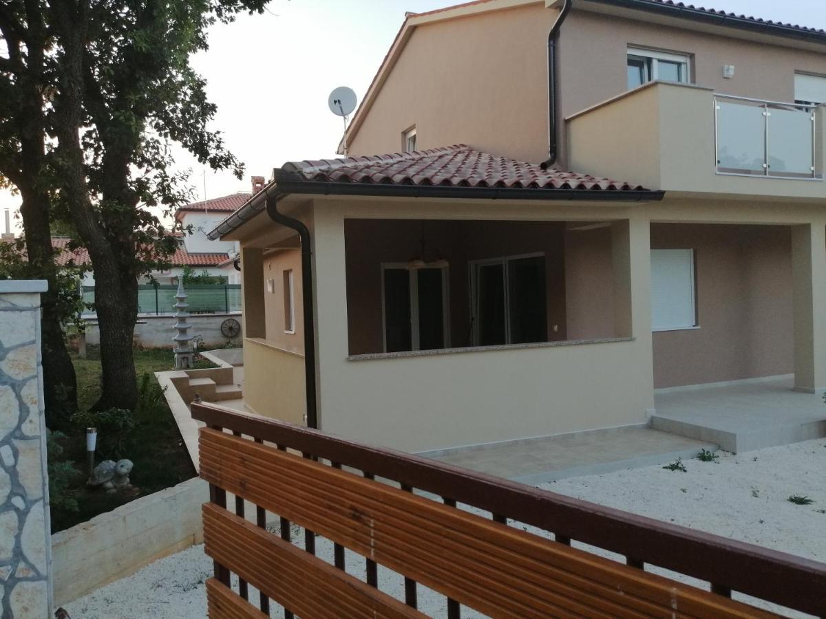 Vila Veronika 2 Пула Екстериор снимка