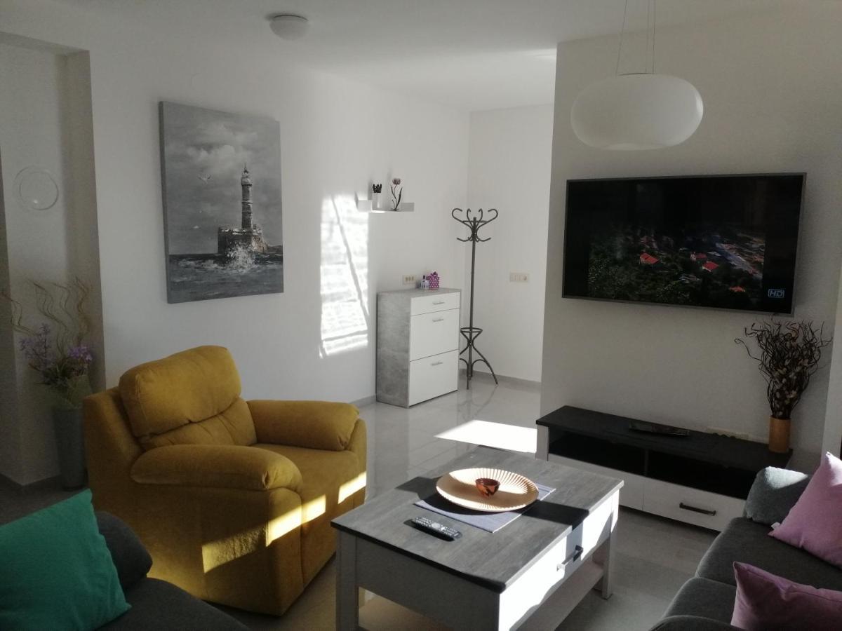 Vila Veronika 2 Пула Екстериор снимка