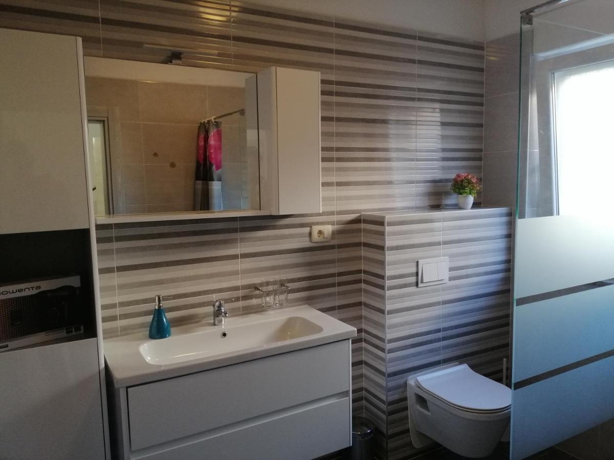 Vila Veronika 2 Пула Екстериор снимка