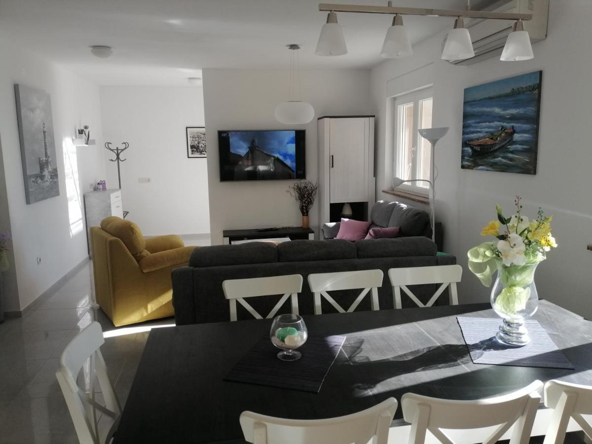 Vila Veronika 2 Пула Екстериор снимка