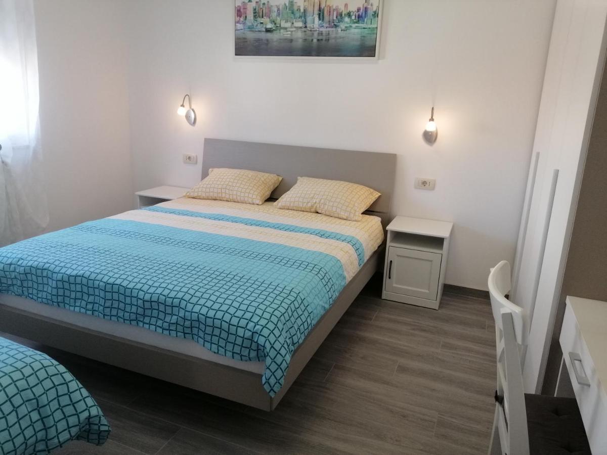 Vila Veronika 2 Пула Екстериор снимка
